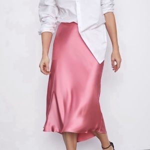 Zara pink midi skirt size Extra Large